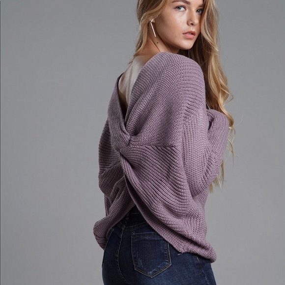 🆕Cross Twist Loose Sweater Violet - Picture 5 of 7